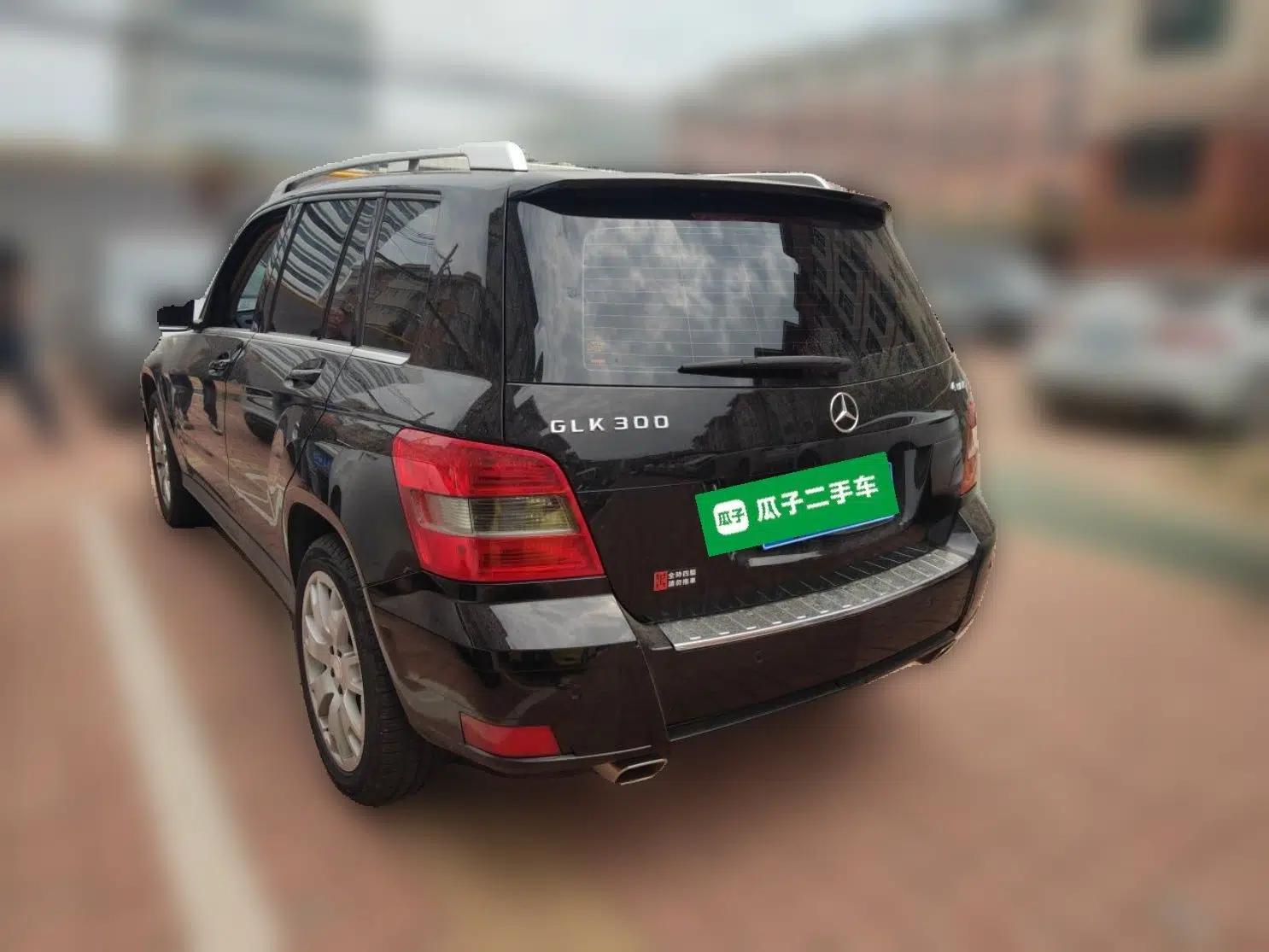 Mercedes-Benz GLK-Class 2010 GLK 300 4MATIC Fashion Model — миниатюра 4