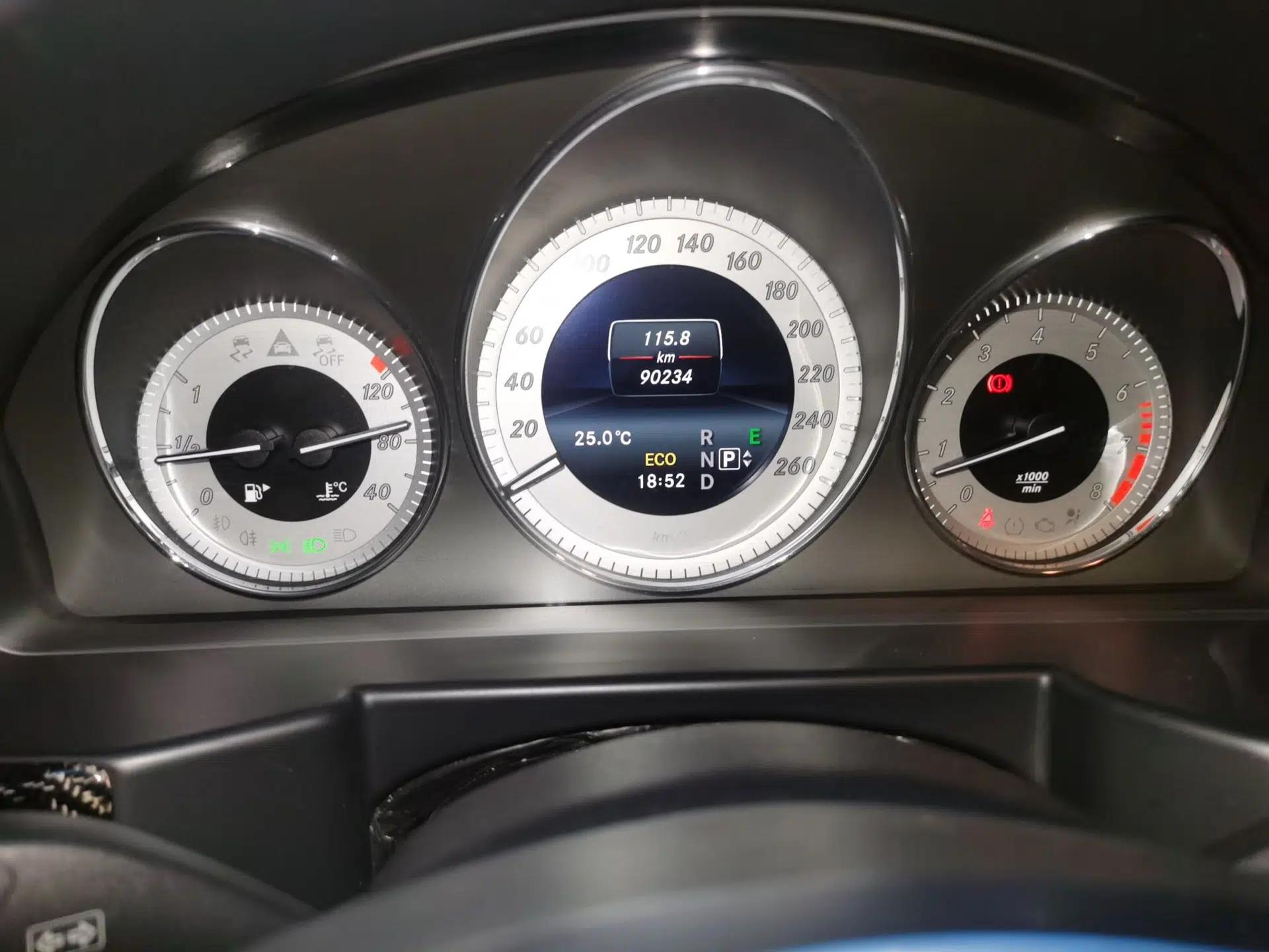Mercedes-Benz GLK-Class 2015 GLK 260 4MATIC Dynamic Edition Ultimate Version — миниатюра 13