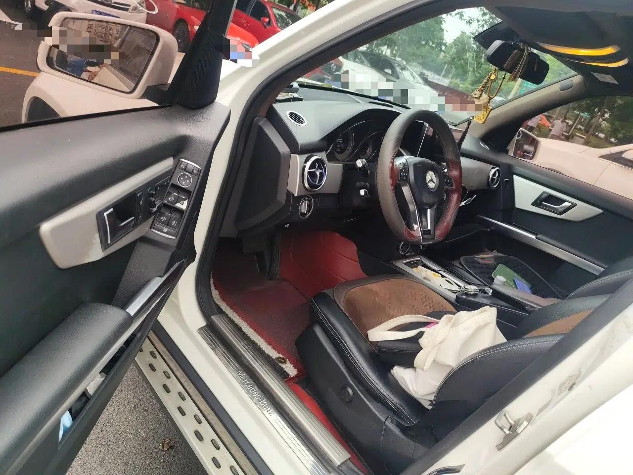 Mercedes-Benz GLK-Class 2015 GLK 260 4MATIC Dynamic Edition Ultimate Version — миниатюра 17