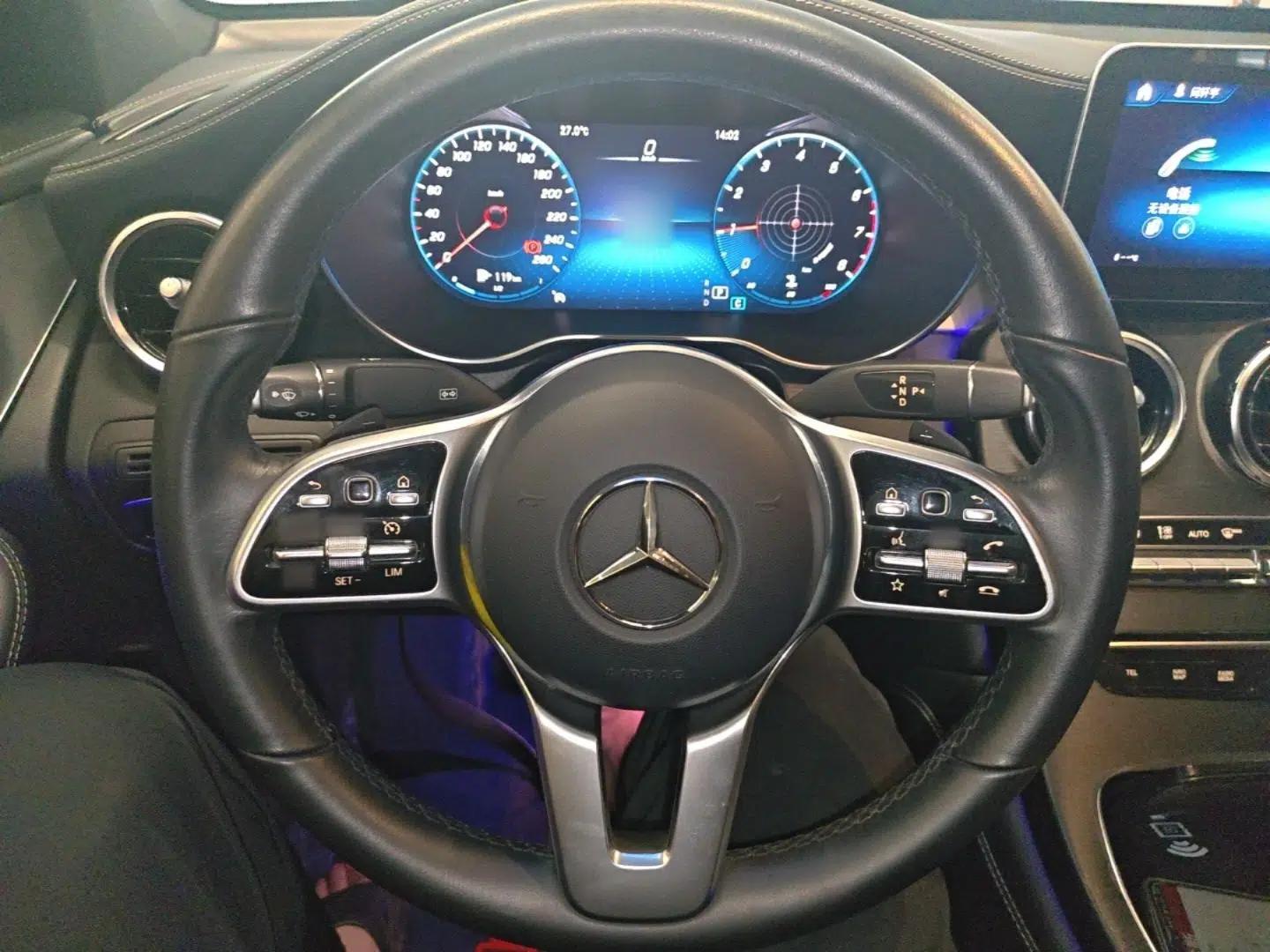 Mercedes-Benz GLC Coupe 2020 GLC 260 4MATIC Coupe SUV — миниатюра 14