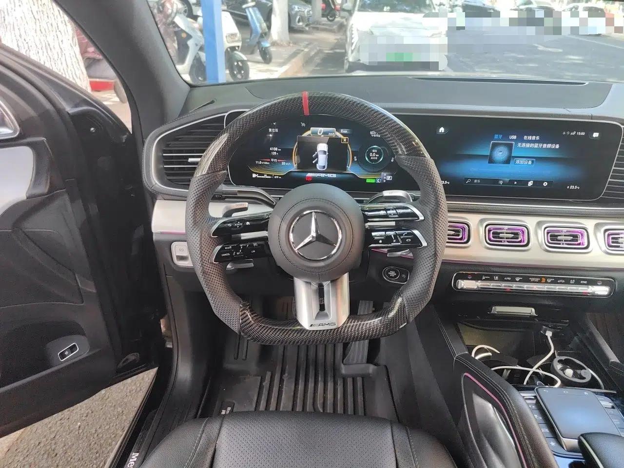Mercedes-Benz GLE Coupe 2020 GLE 450 4MATIC Coupe SUV Luxury Model — миниатюра 11