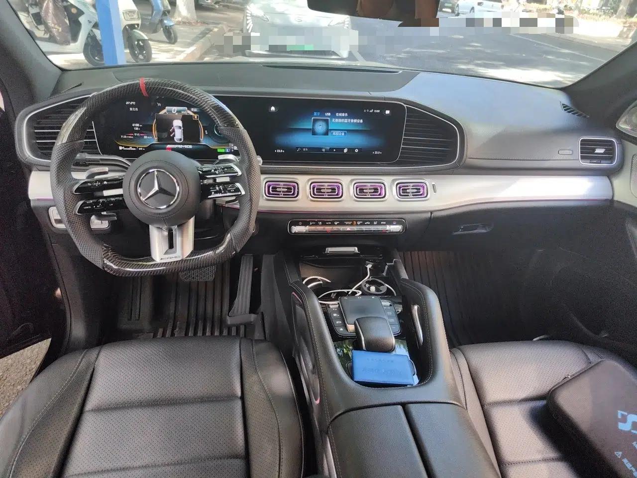 Mercedes-Benz GLE Coupe 2020 GLE 450 4MATIC Coupe SUV Luxury Model — миниатюра 10