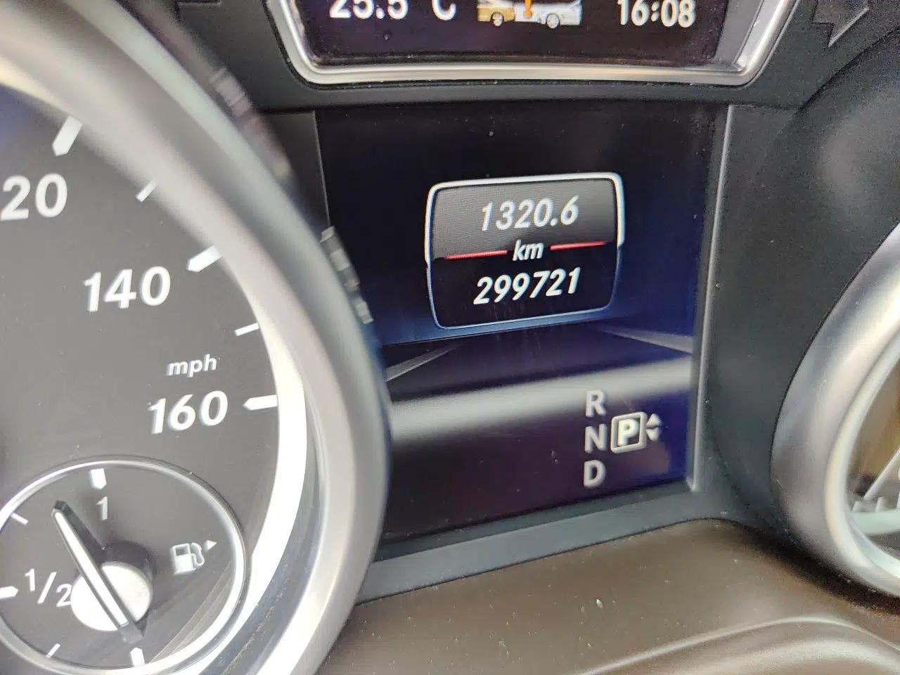 Mercedes-Benz GL-Class  — миниатюра 13
