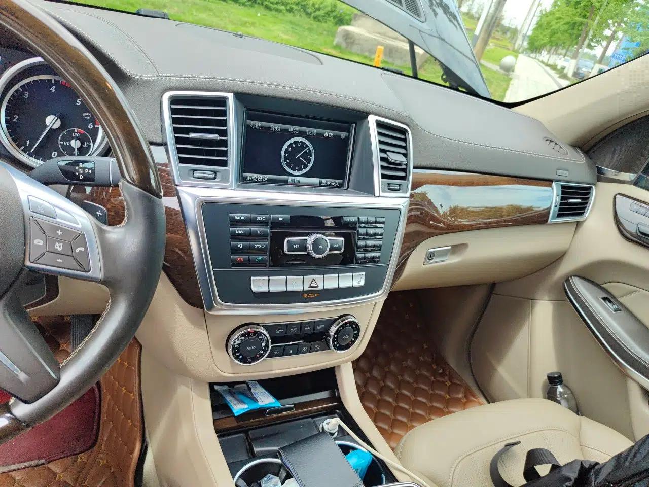 Mercedes-Benz GL-Class  — миниатюра 14