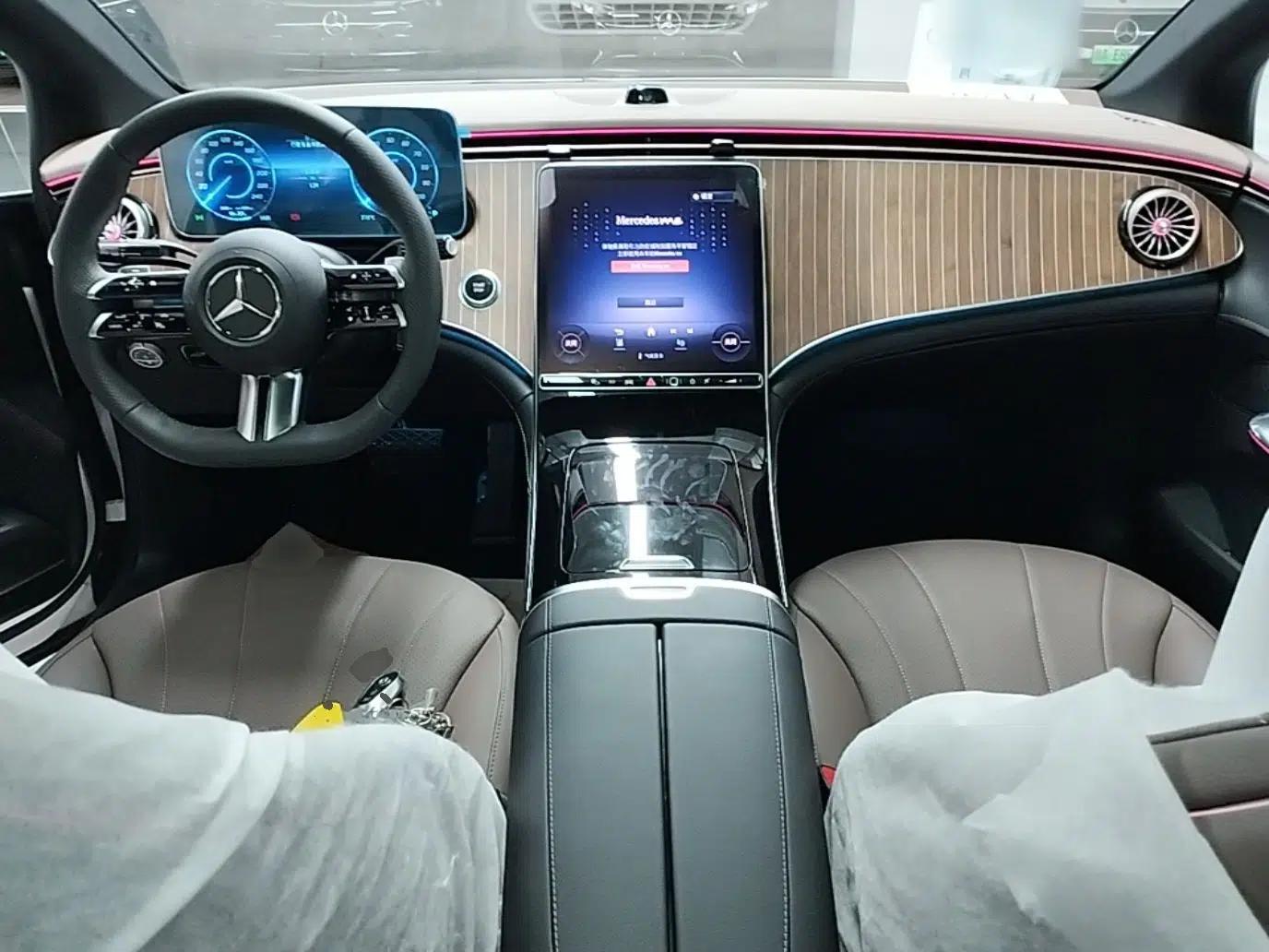 Mercedes-Benz EQE 2022 350 Pioneer Edition — миниатюра 13