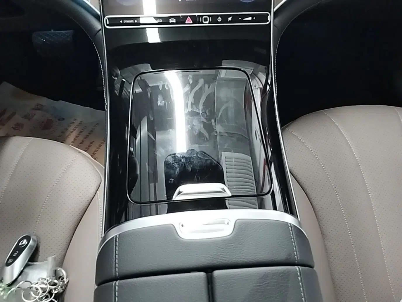 Mercedes-Benz EQE 2022 350 Pioneer Edition — миниатюра 17