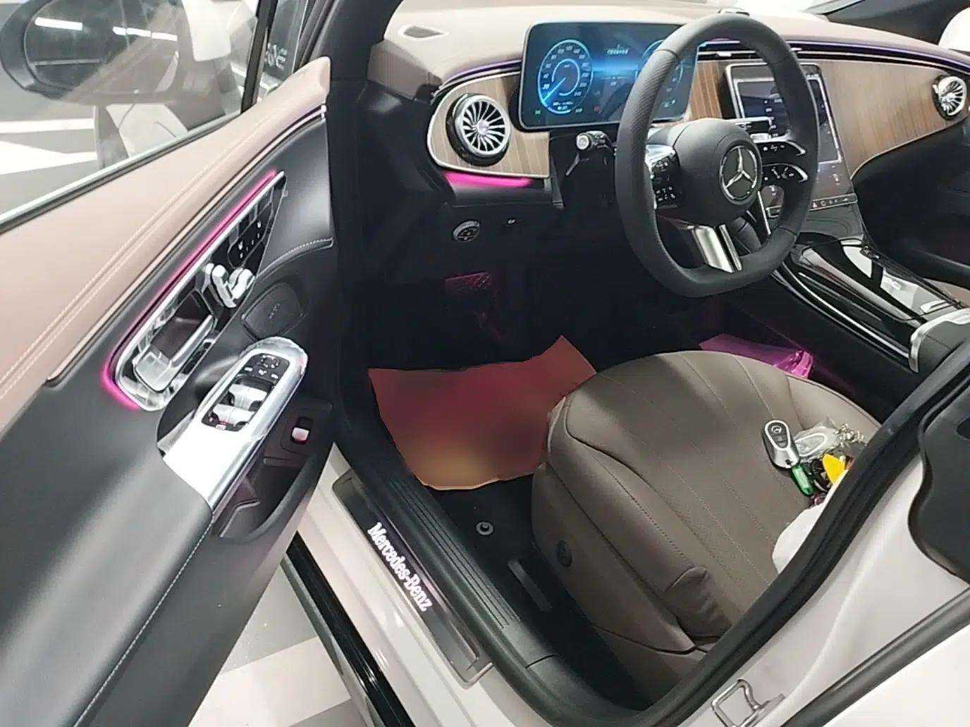 Mercedes-Benz EQE 2022 350 Pioneer Edition — миниатюра 19