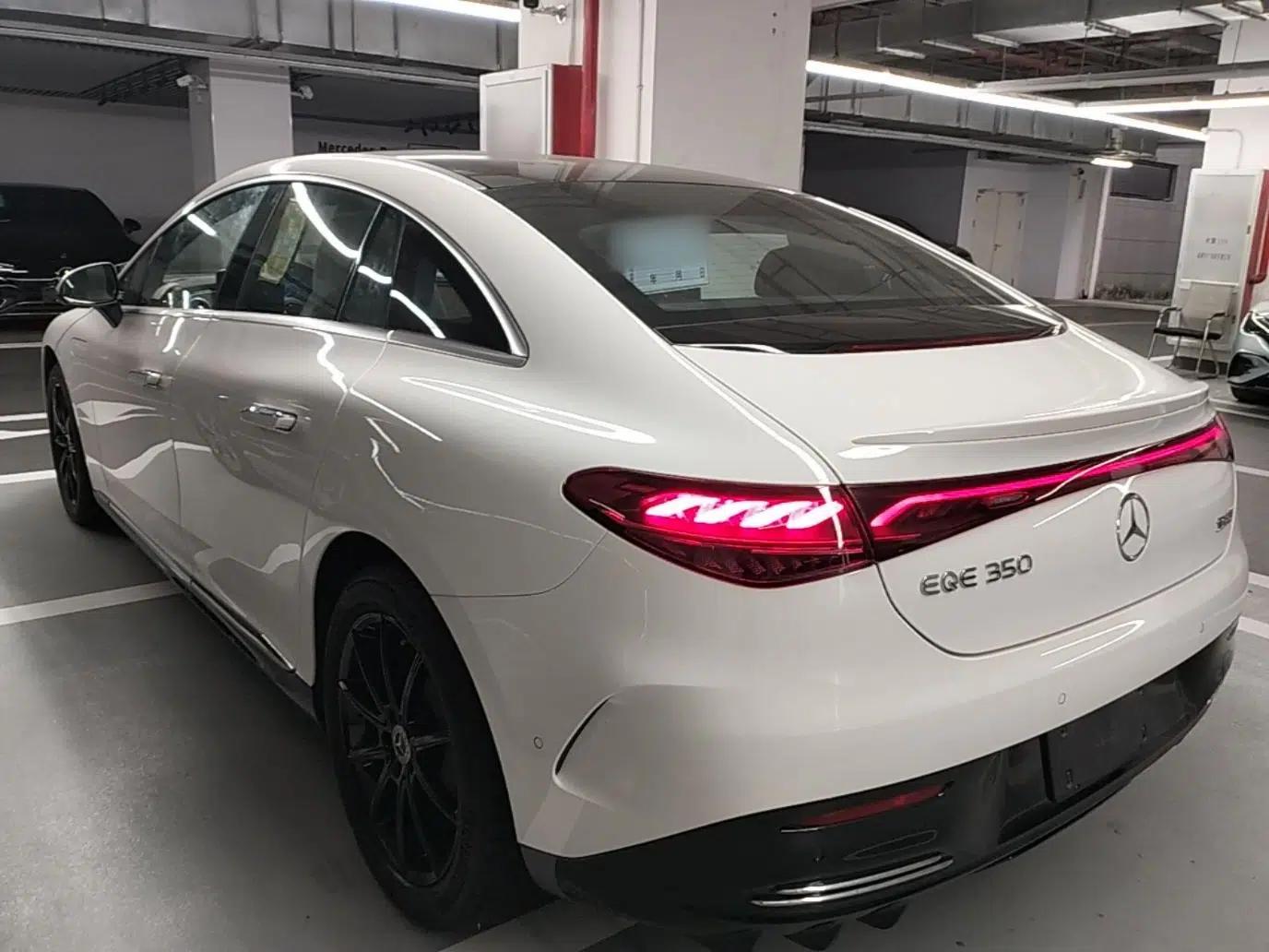 Mercedes-Benz EQE 2022 350 Pioneer Edition — миниатюра 4