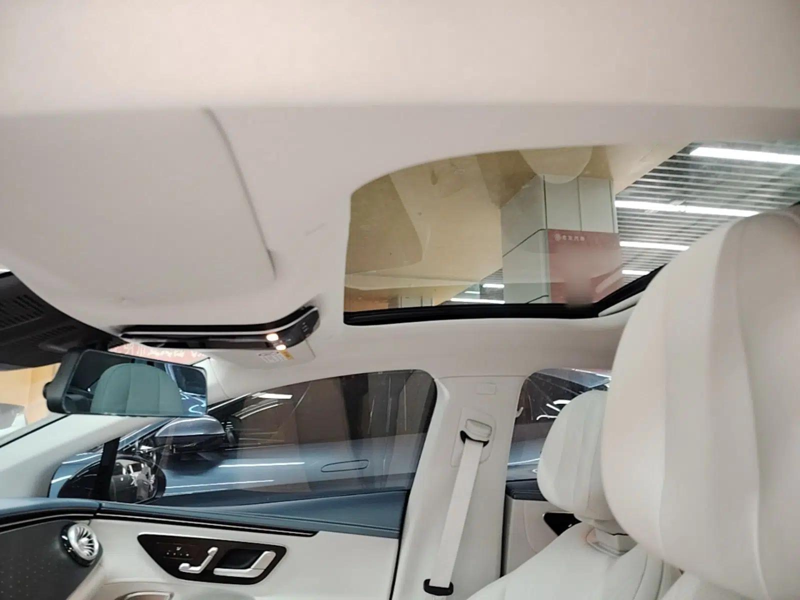 Mercedes-Benz EQE 2022 350 First Edition Special Version — миниатюра 21