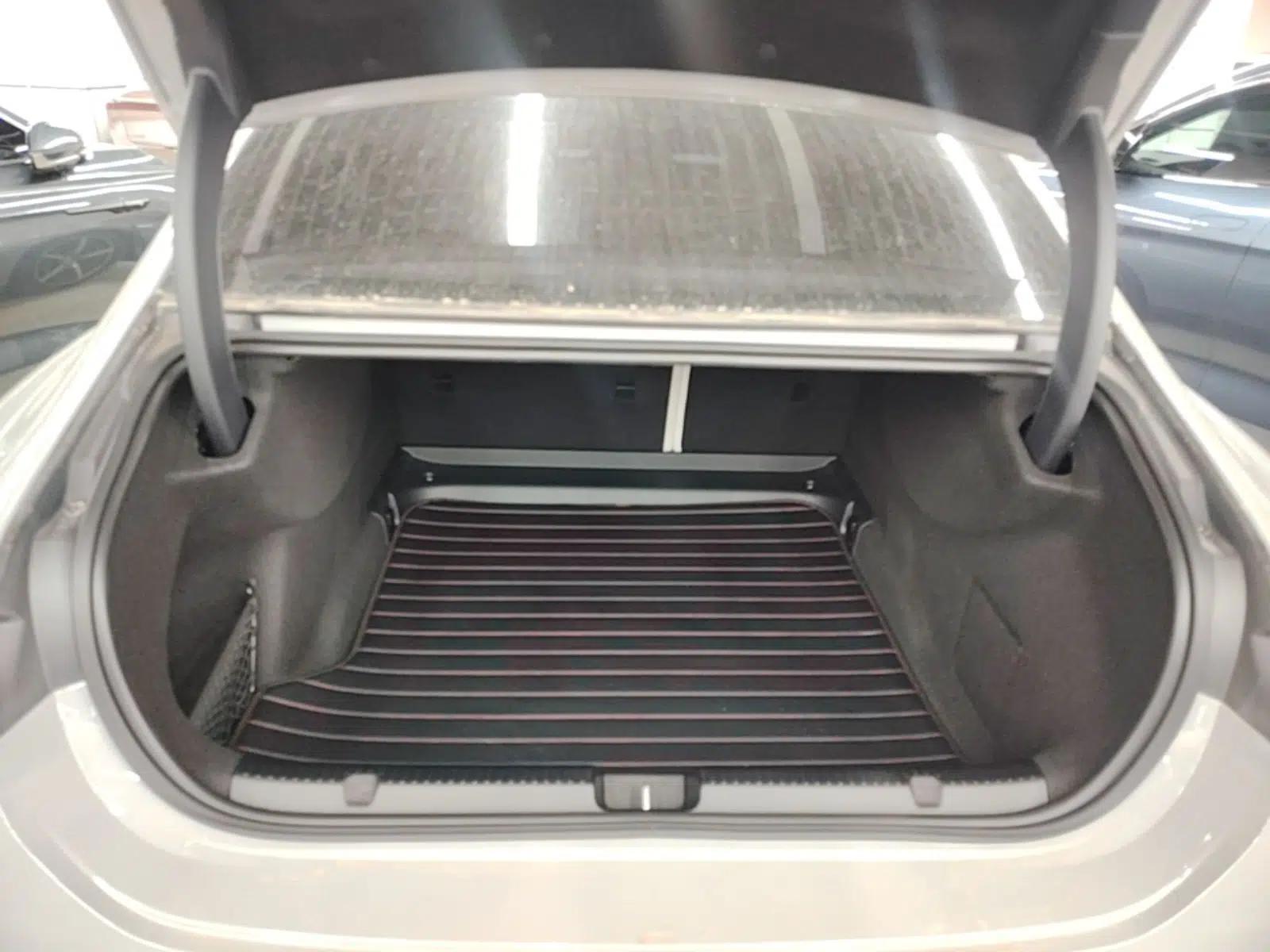 Mercedes-Benz EQE 2022 350 First Edition Special Version — миниатюра 22