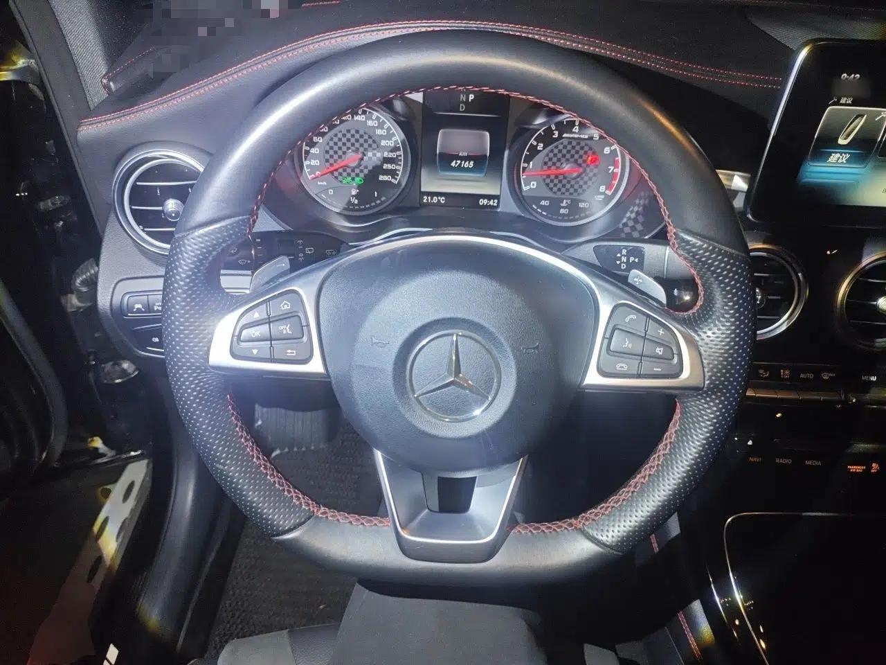 Mercedes-Benz GLC AMG 2017 AMG GLC 43 4MATIC Special Edition — миниатюра 11