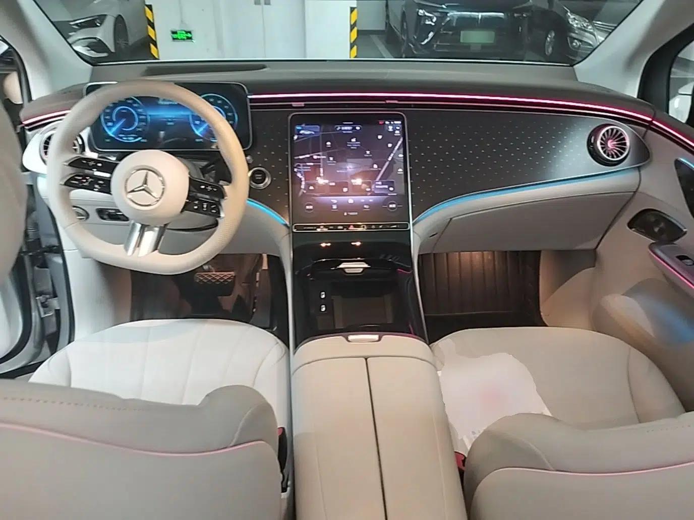 Mercedes-Benz EQE SUV 2023 500 4MATIC Special Edition — миниатюра 13