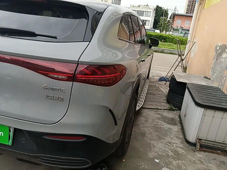 Mercedes-Benz EQE SUV 2023 500 4MATIC Special Edition — миниатюра 8