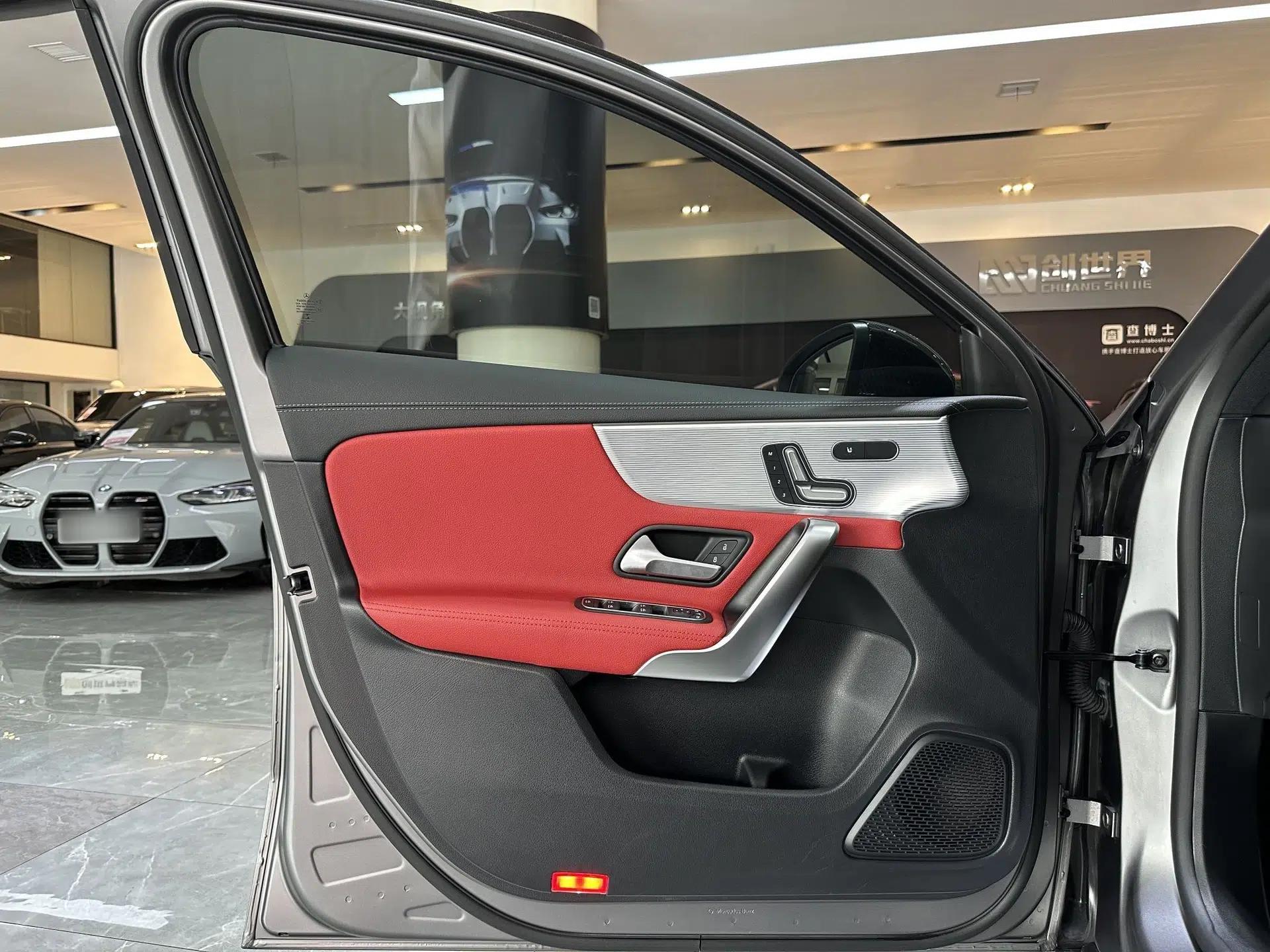 Mercedes-Benz A AMG 2022 AMG A 45 4MATIC+ — миниатюра 10