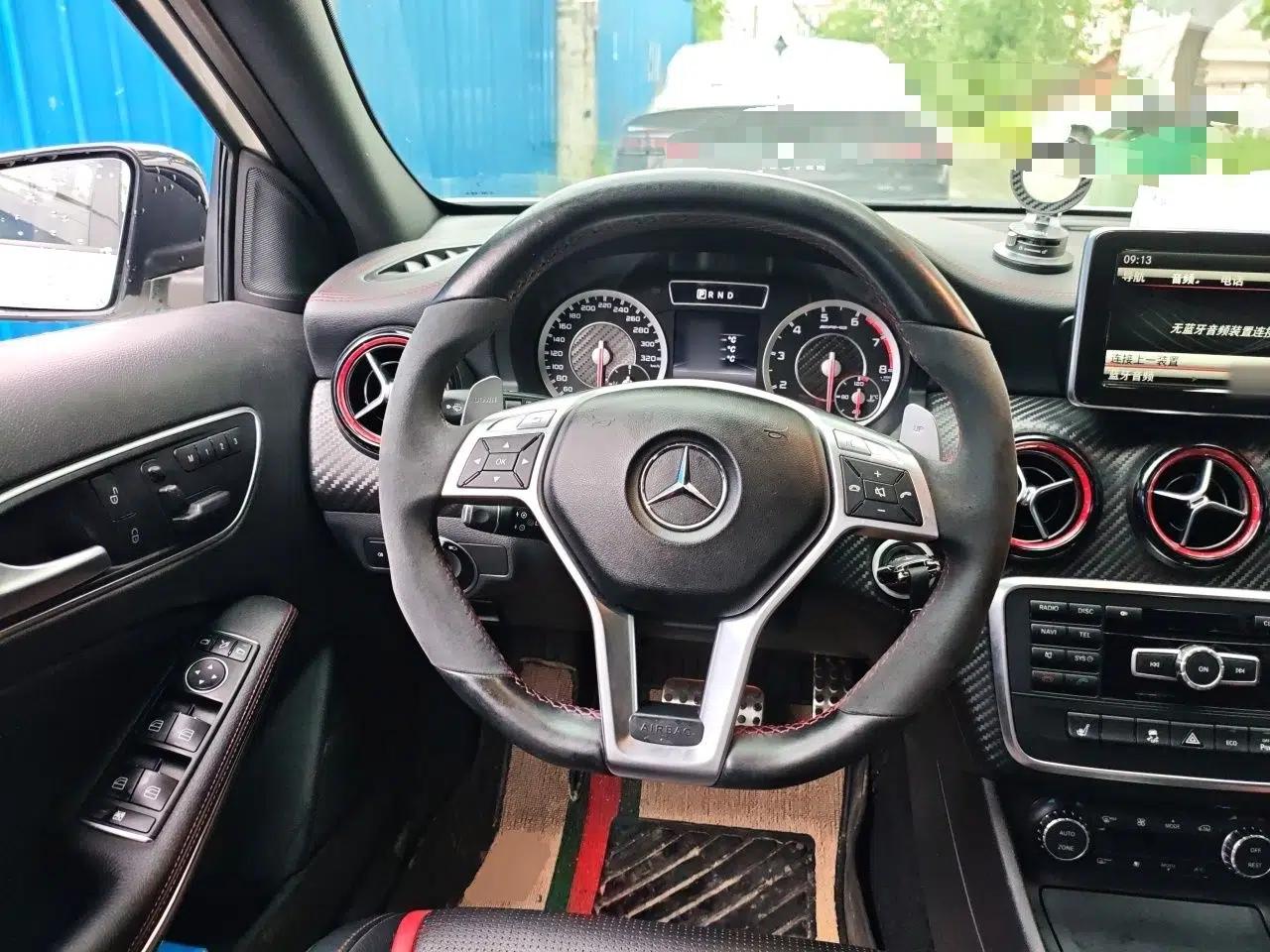 Mercedes-Benz A AMG 2014 AMG A 45 4MATIC — миниатюра 11