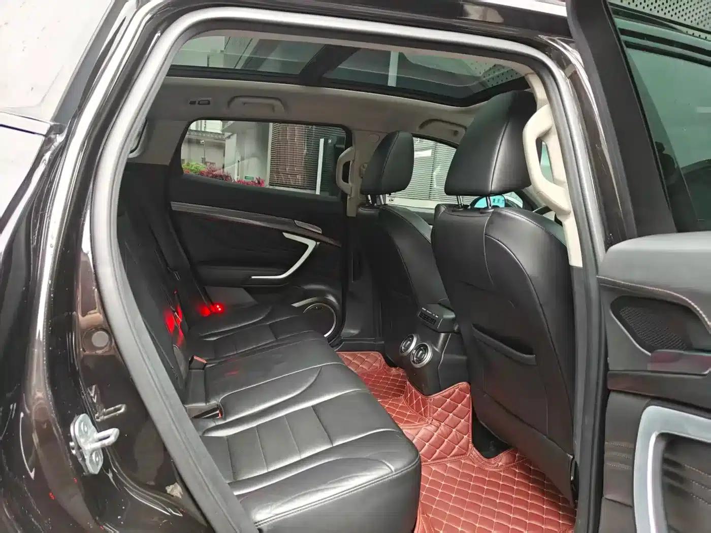 Weipai VV7 2017 2.0T Flagship Edition — миниатюра 6