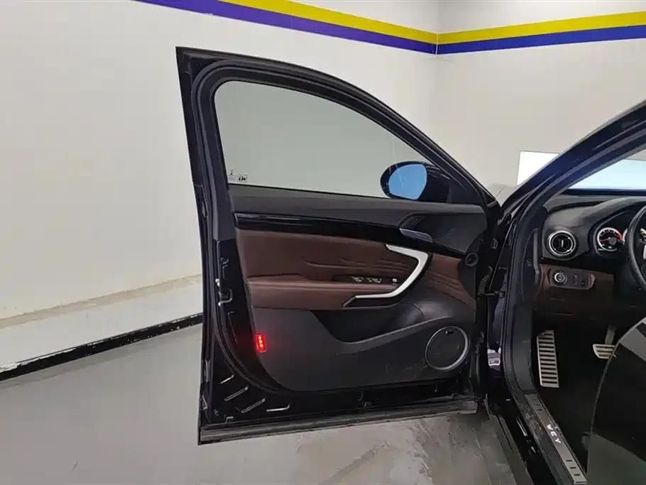 Weipai VV7 2017 2.0T Flagship Edition — миниатюра 7