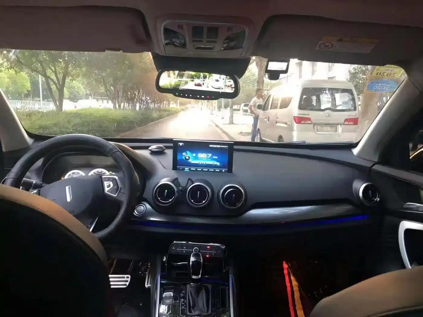 Weipai VV7 2017 2.0T Flagship Edition — миниатюра 4