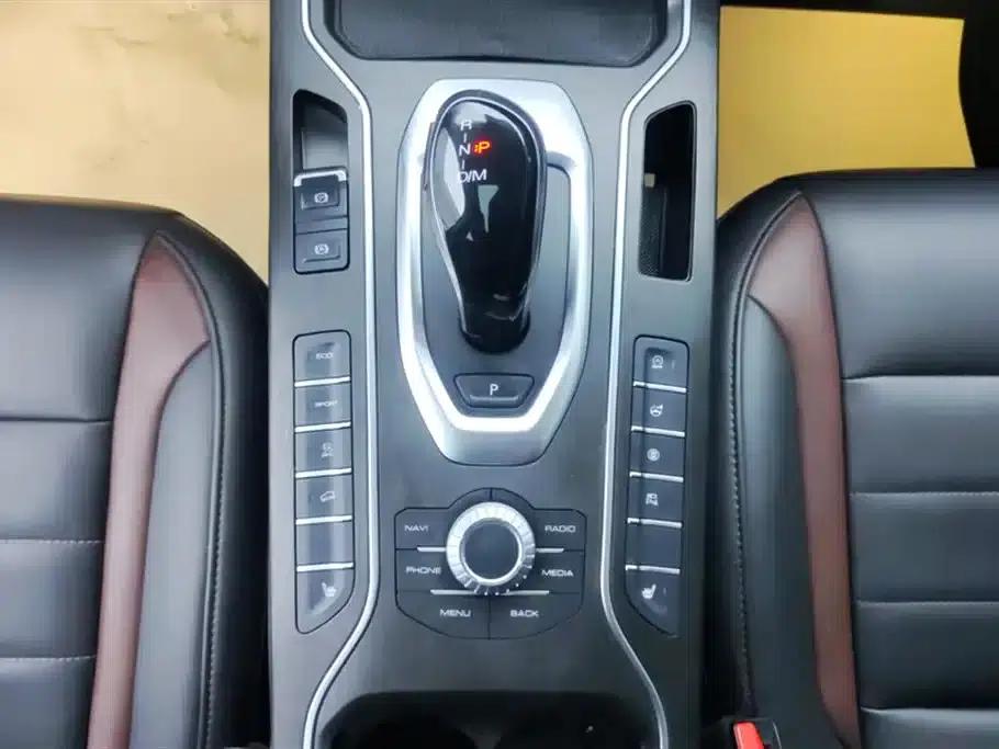 Wey VV5 2021 1.5T 2WD Smart Pioneer — миниатюра 16