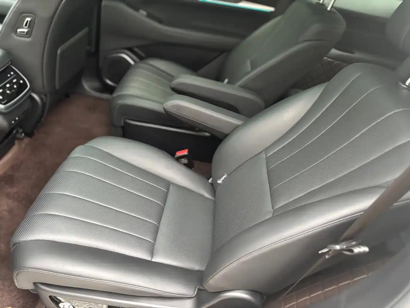 Weipai Lanshan 2023 Four-Wheel Drive Extended Range Edition — миниатюра 13