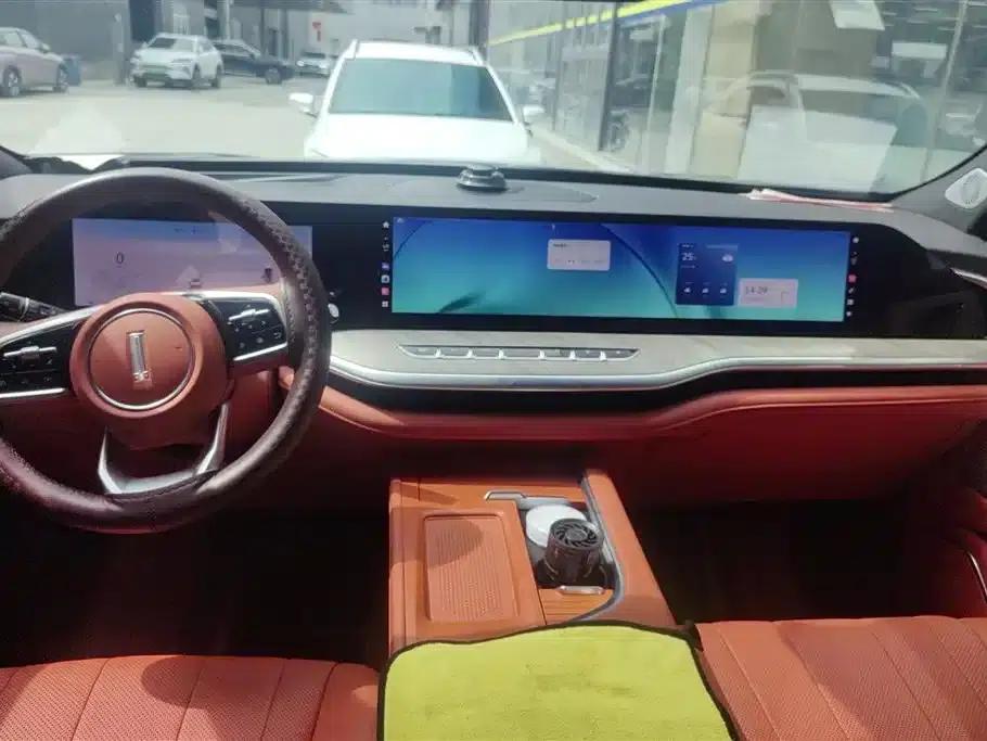 Weipai Lanshan 2023 Four-Wheel Drive Extended Range Edition — миниатюра 13