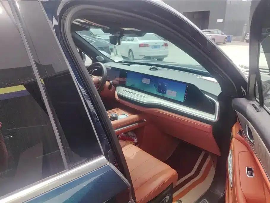Weipai Lanshan 2023 Four-Wheel Drive Extended Range Edition — миниатюра 8