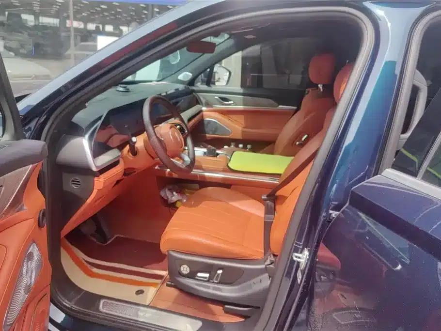 Weipai Lanshan 2023 Four-Wheel Drive Extended Range Edition — миниатюра 9