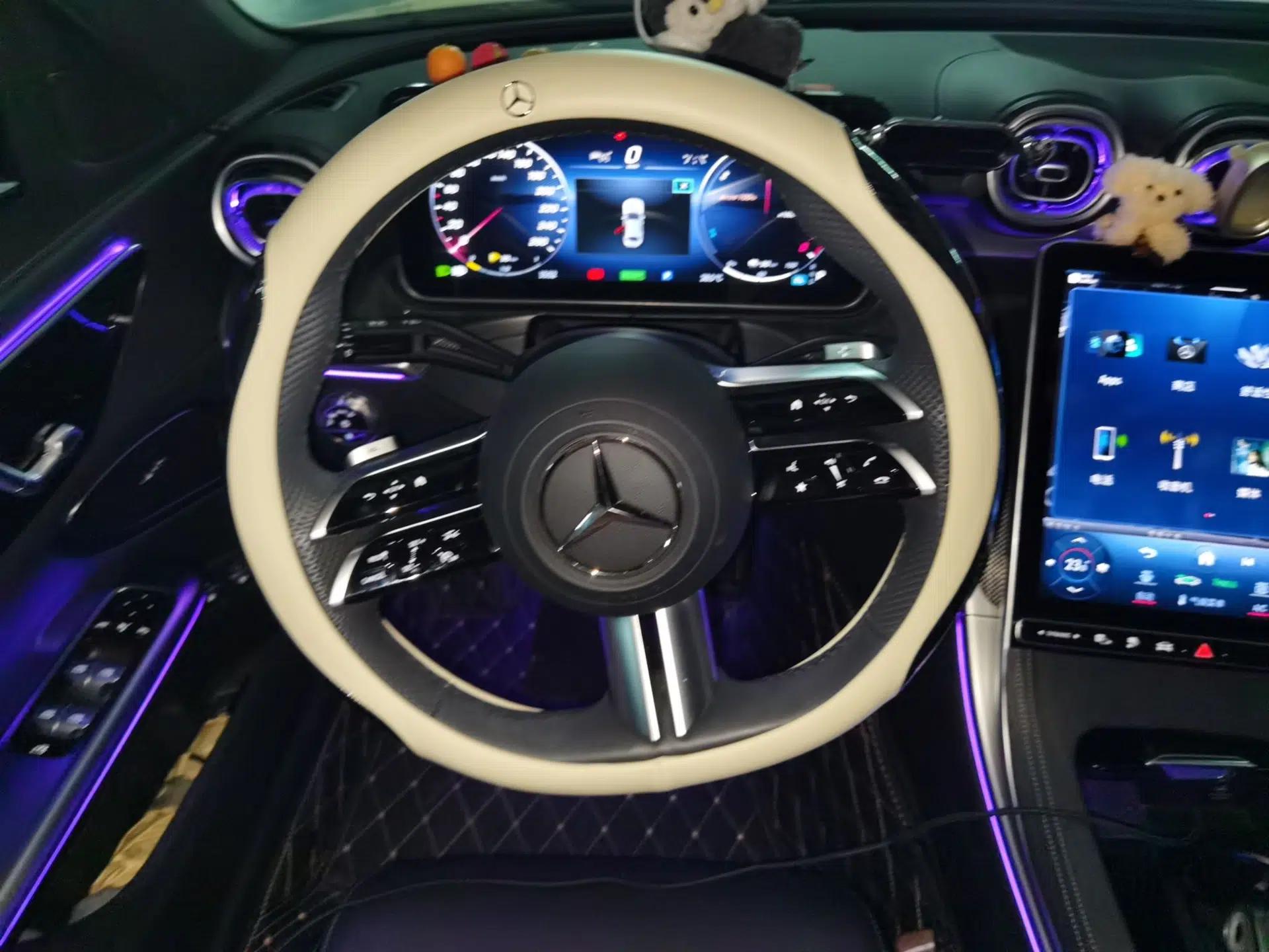 Mercedes-Benz C-Class New Energy 2023 C 350 eL — миниатюра 11