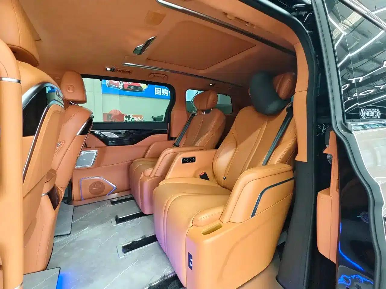 Weipai Gaoshan 2023 4WD Executive Extended Edition — миниатюра 12