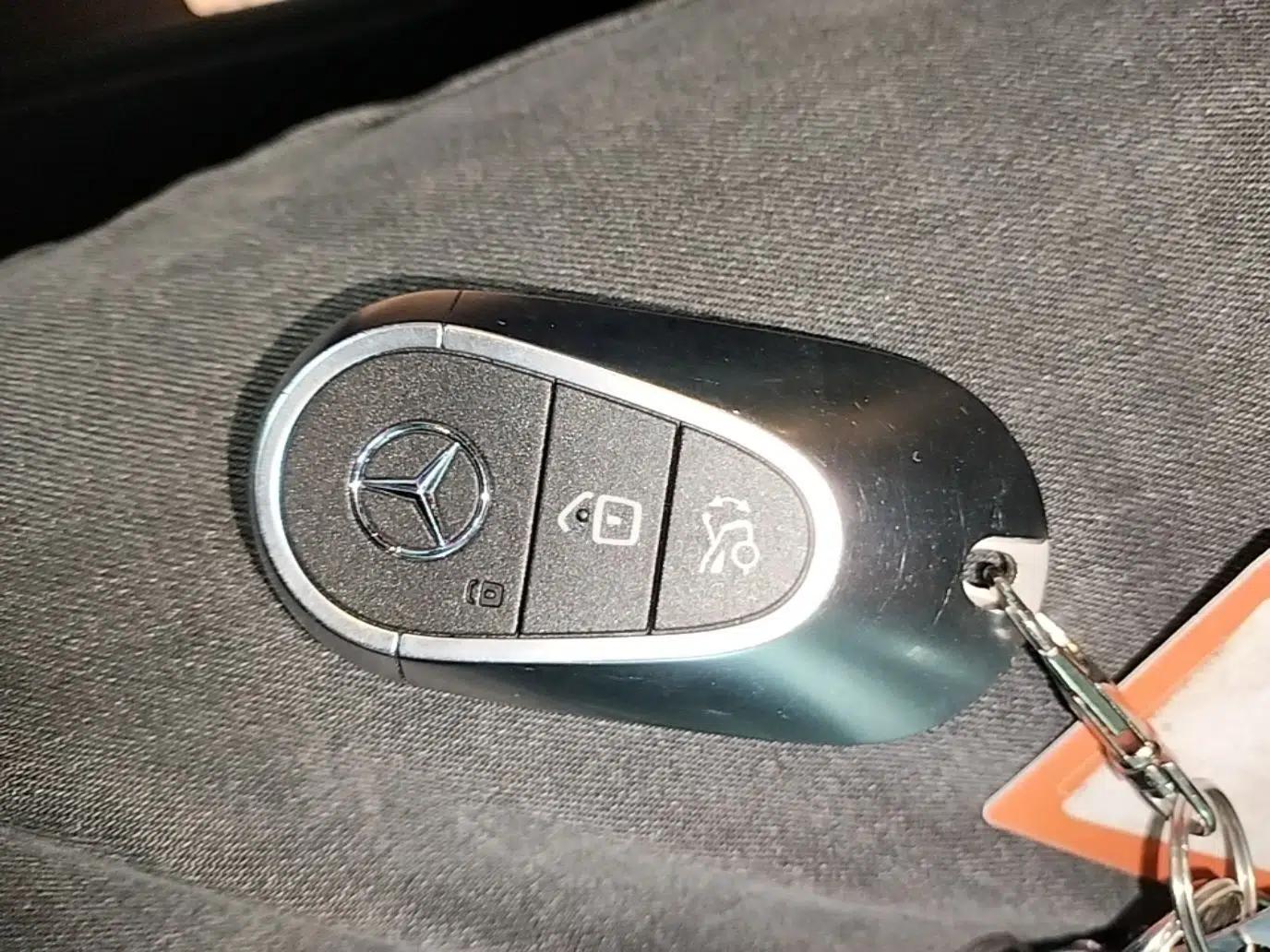Mercedes-Benz EQE AMG 2023 AMG EQE 53 4MATIC+ — миниатюра 12