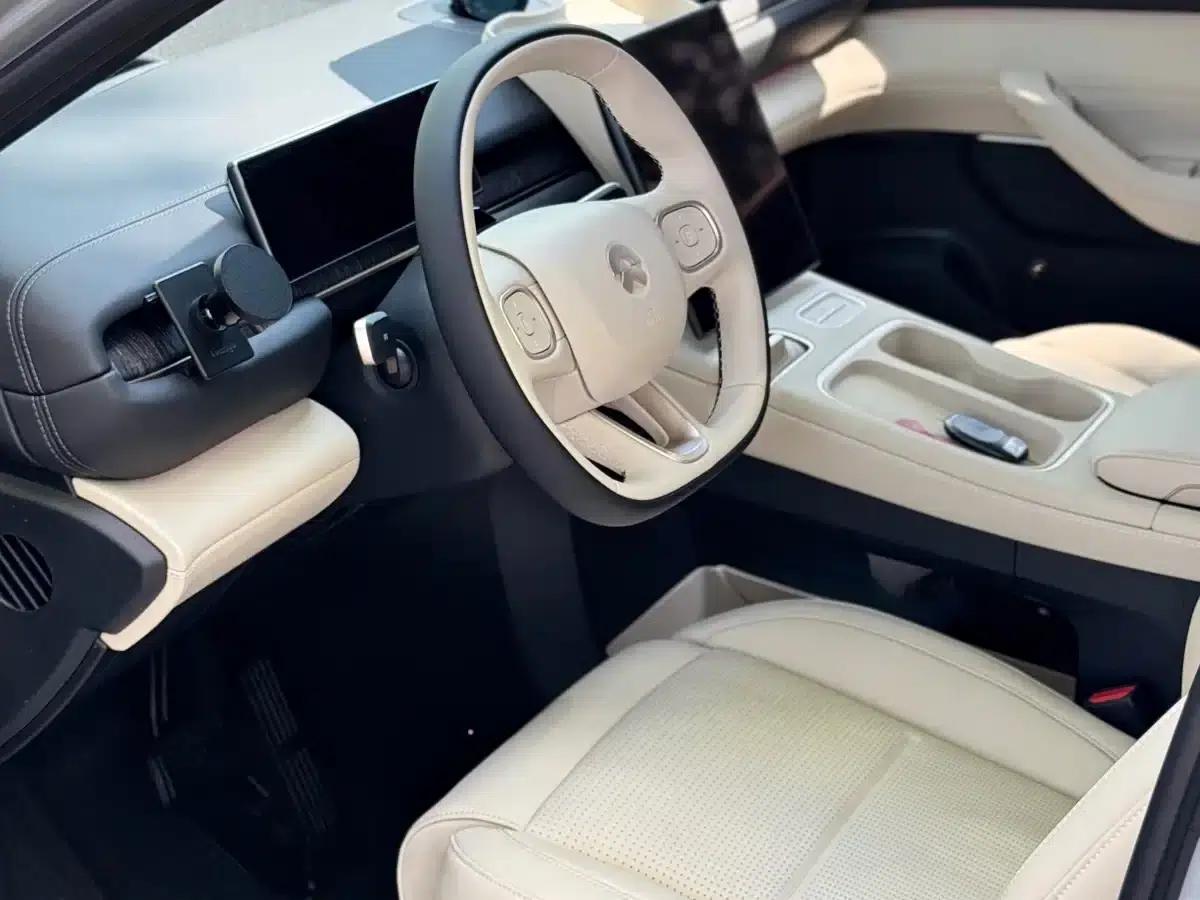 NIO ES6 2024 model 75kWh — миниатюра 7