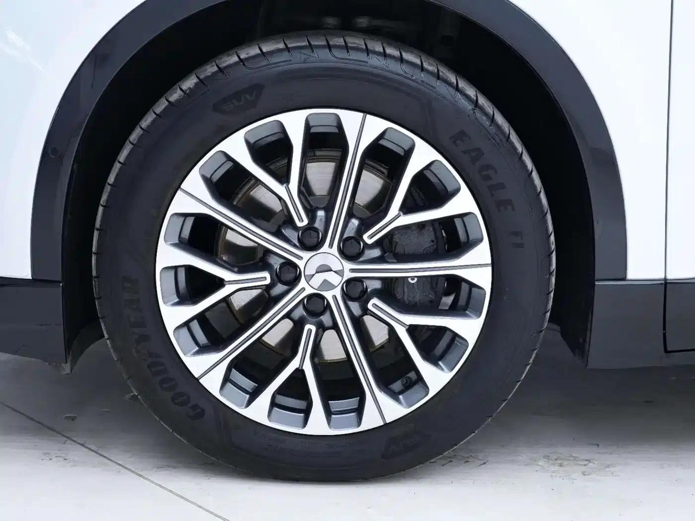 NIO ES6 2025 model 75kWh — миниатюра 13