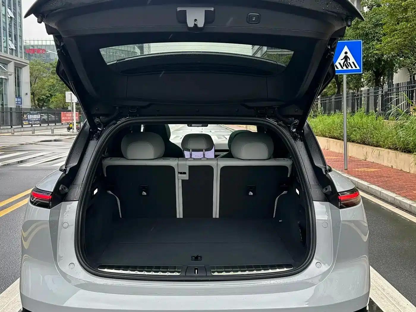 NIO ES6 2024 model 75kWh — миниатюра 7