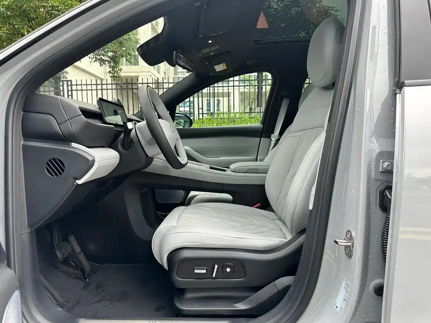 NIO ES6 2024 model 75kWh — миниатюра 9