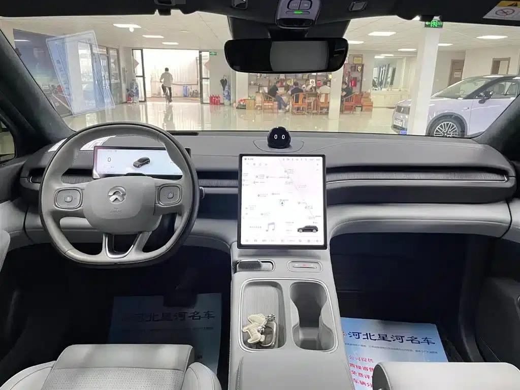NIO ES6 2023 model 75kWh — миниатюра 11