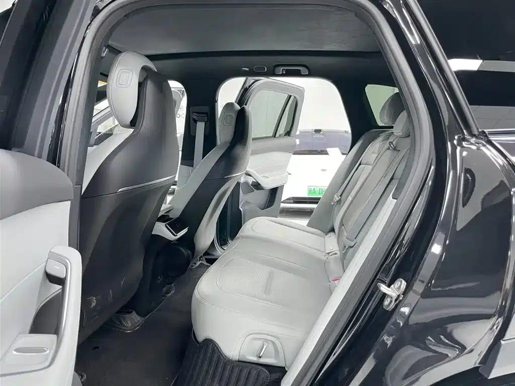 NIO ES6 2023 model 75kWh — миниатюра 9