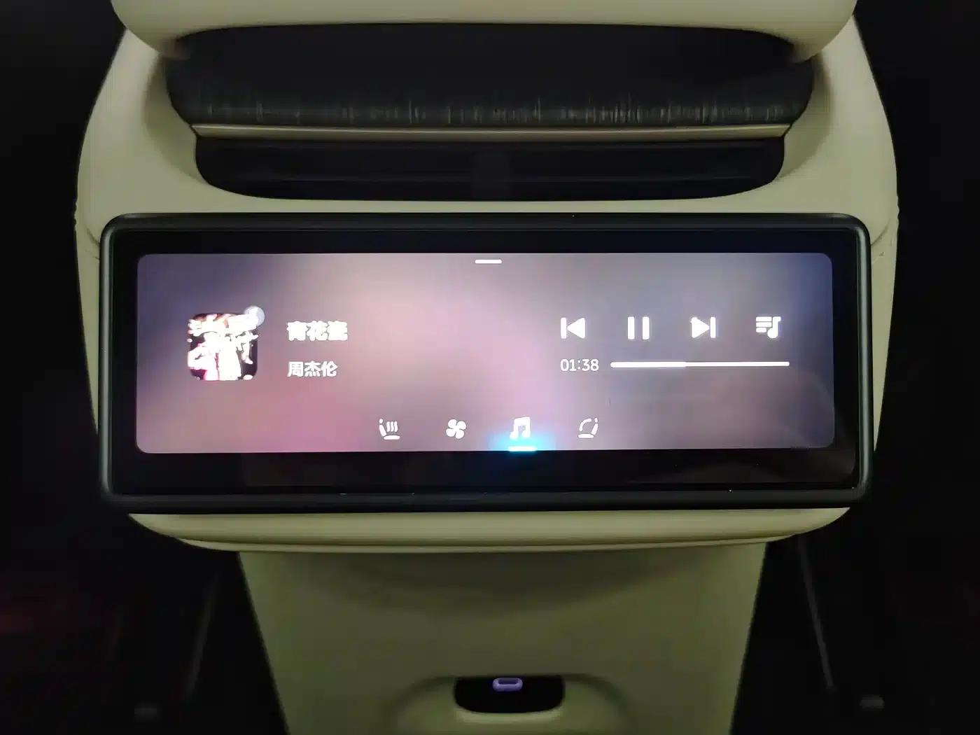 NIO ES6 2024 model 75kWh — миниатюра 23