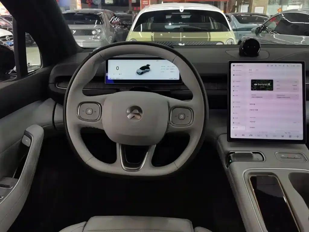NIO ES6 2024 model 75kWh — миниатюра 11
