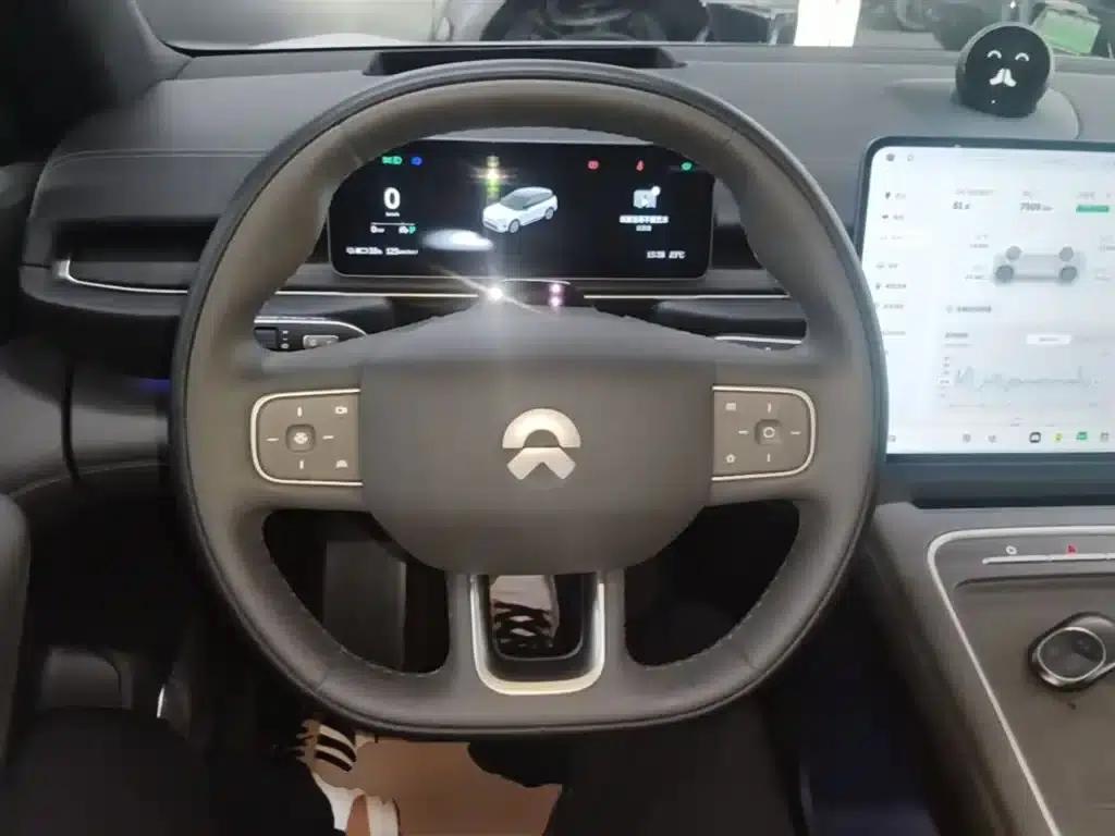NIO ES6 2025 model 75kWh — миниатюра 11