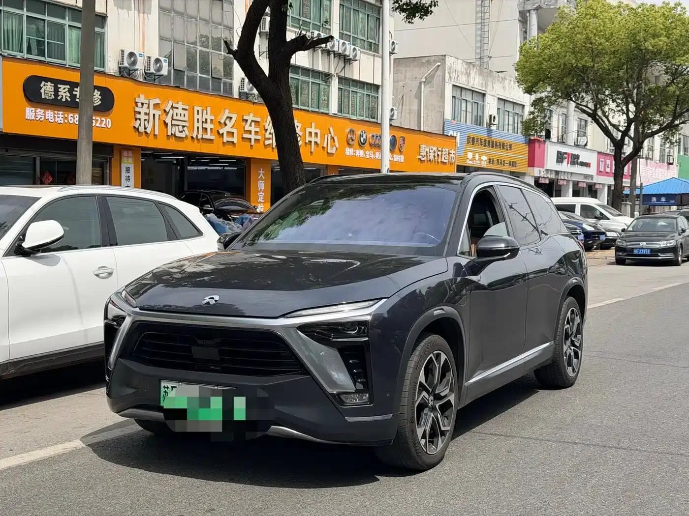 NIO ES8 2020 Model 580KM Six-Seater — миниатюра 1