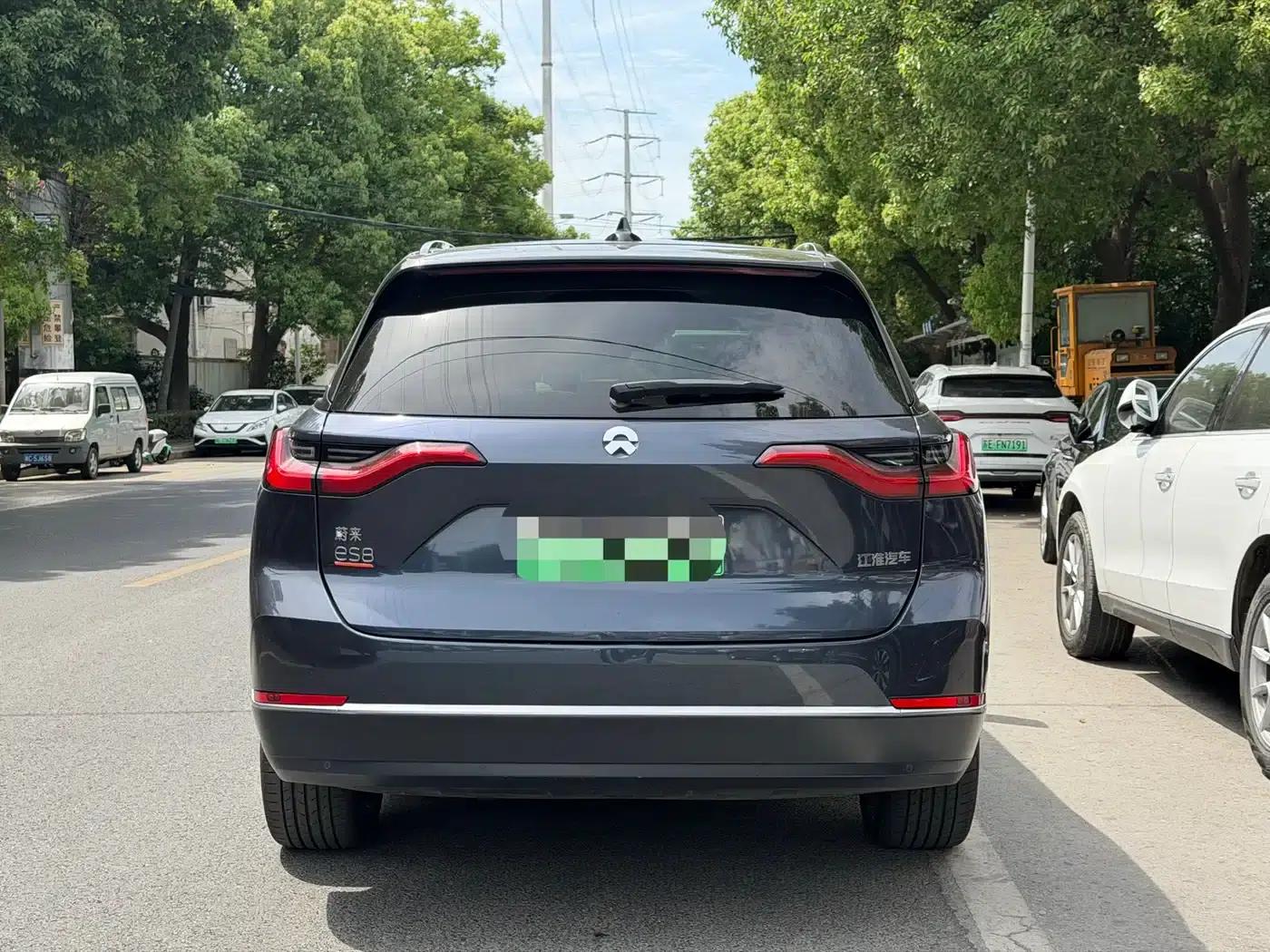 NIO ES8 2020 Model 580KM Six-Seater — миниатюра 11