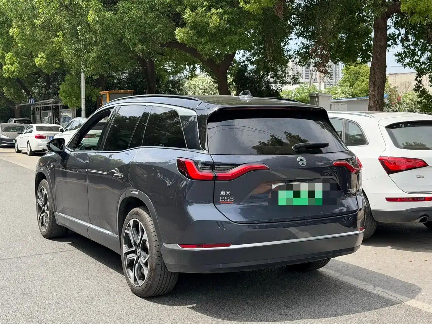 NIO ES8 2020 Model 580KM Six-Seater — миниатюра 10