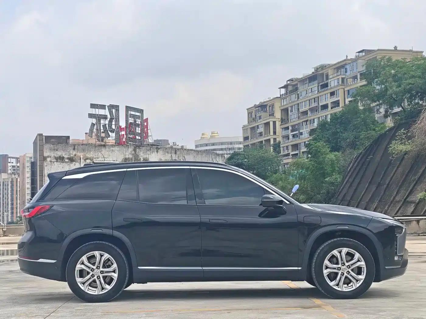 NIO ES8 2020 Model 415KM Seven-Seater — миниатюра 15