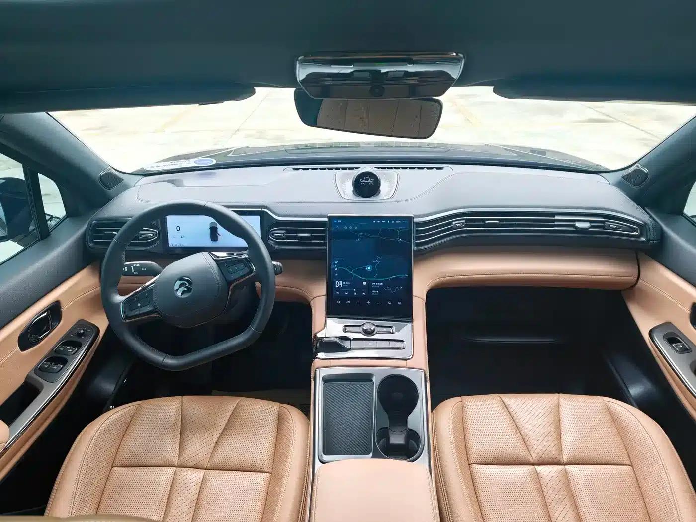 NIO ES8 2020 Model 415KM Seven-Seater — миниатюра 6