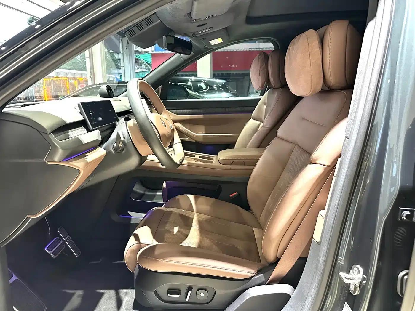 NIO ES8 2023 model 75kWh — миниатюра 6