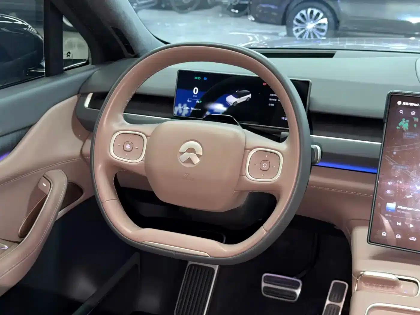 NIO ES8 2024 75kWh Executive Edition — миниатюра 12