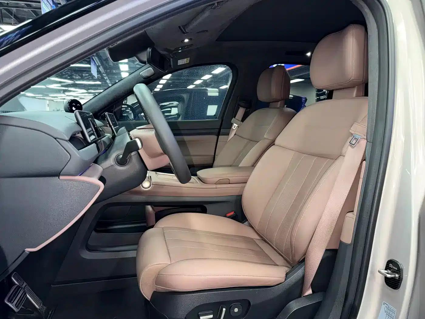 NIO ES8 2024 75kWh Executive Edition — миниатюра 6