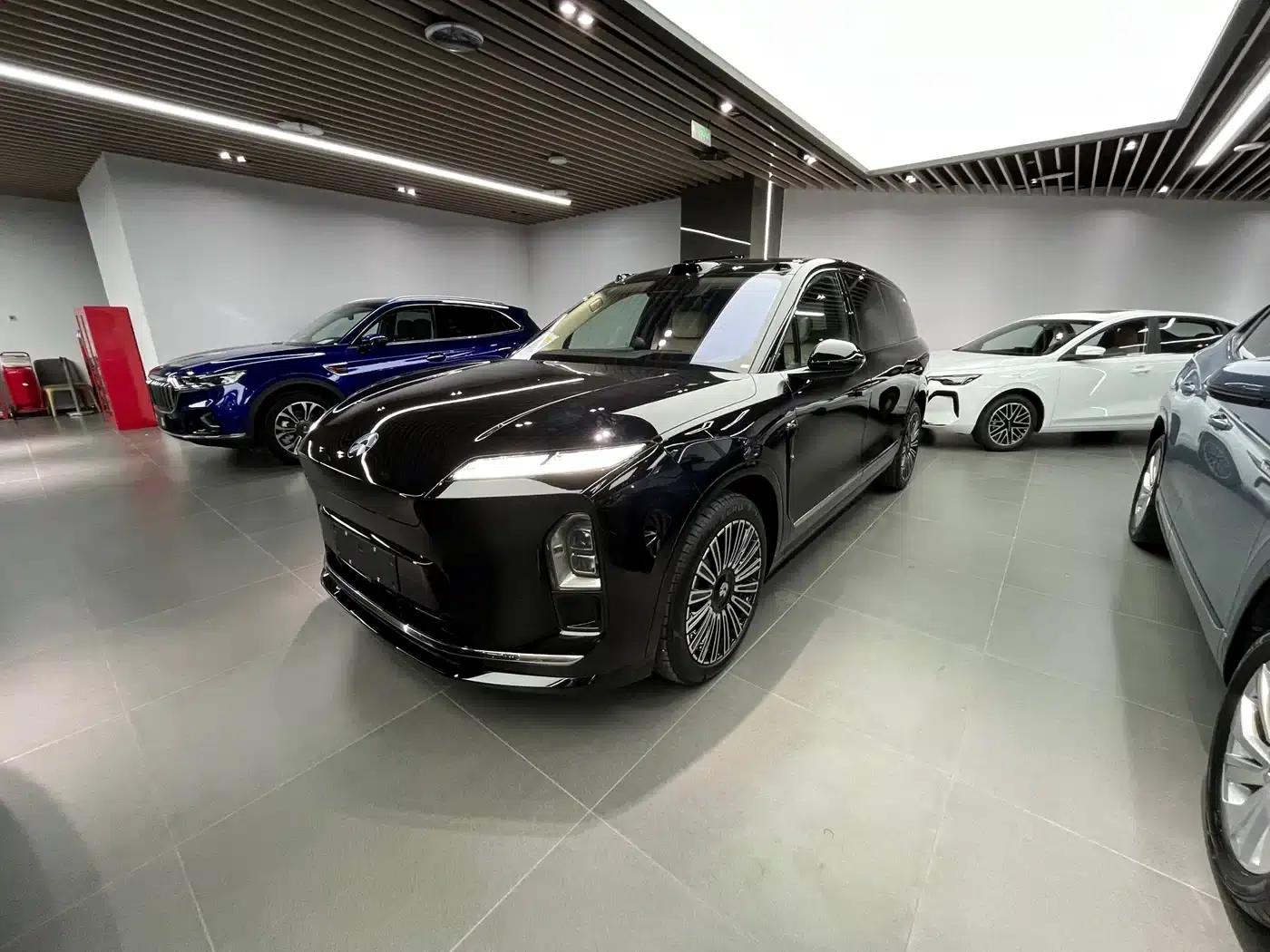 NIO ES8 2026 Model Six-Seat Executive Luxury Edition — миниатюра 3