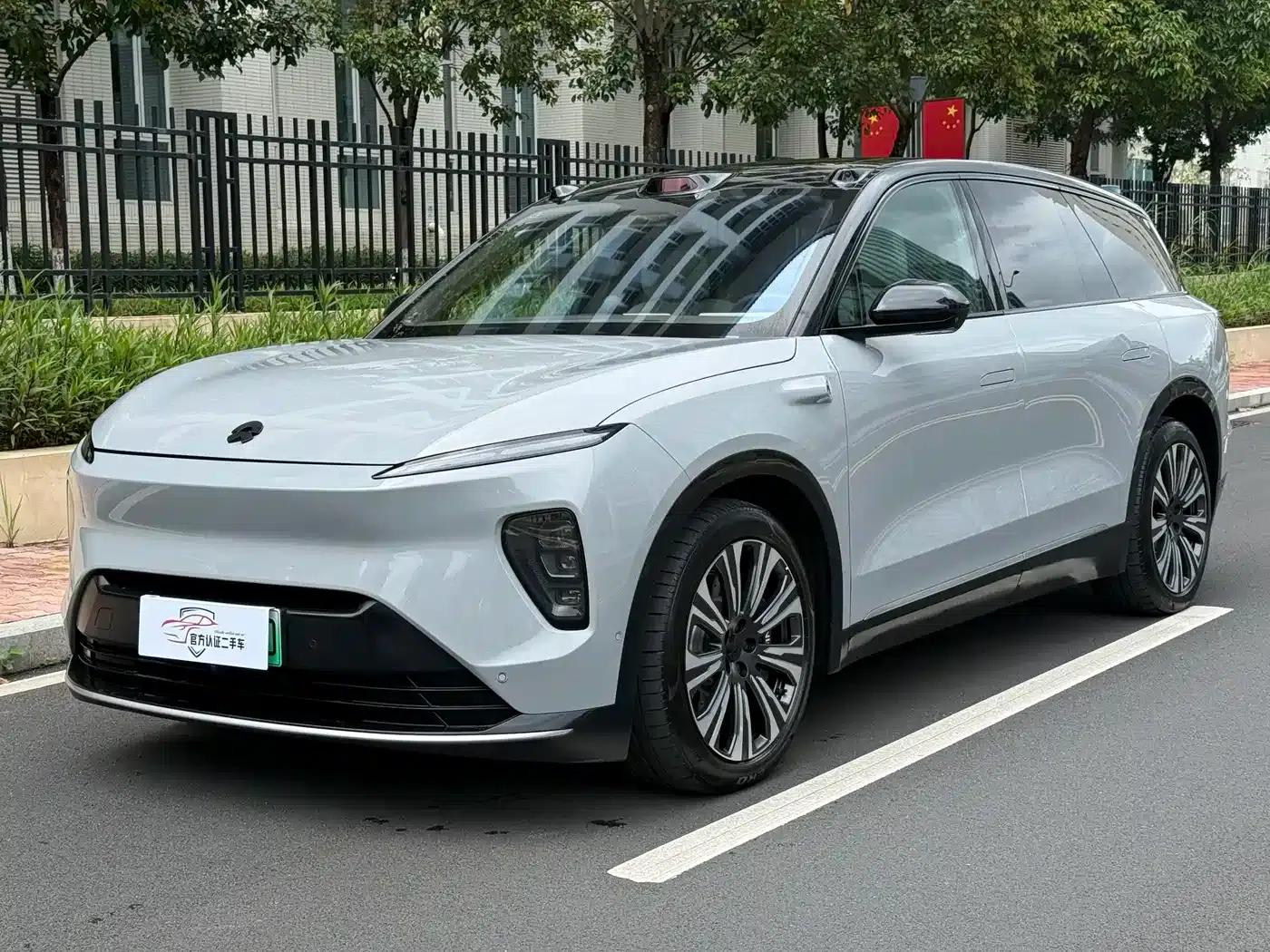 NIO ES8 2023 75kWh Executive Edition — миниатюра 1