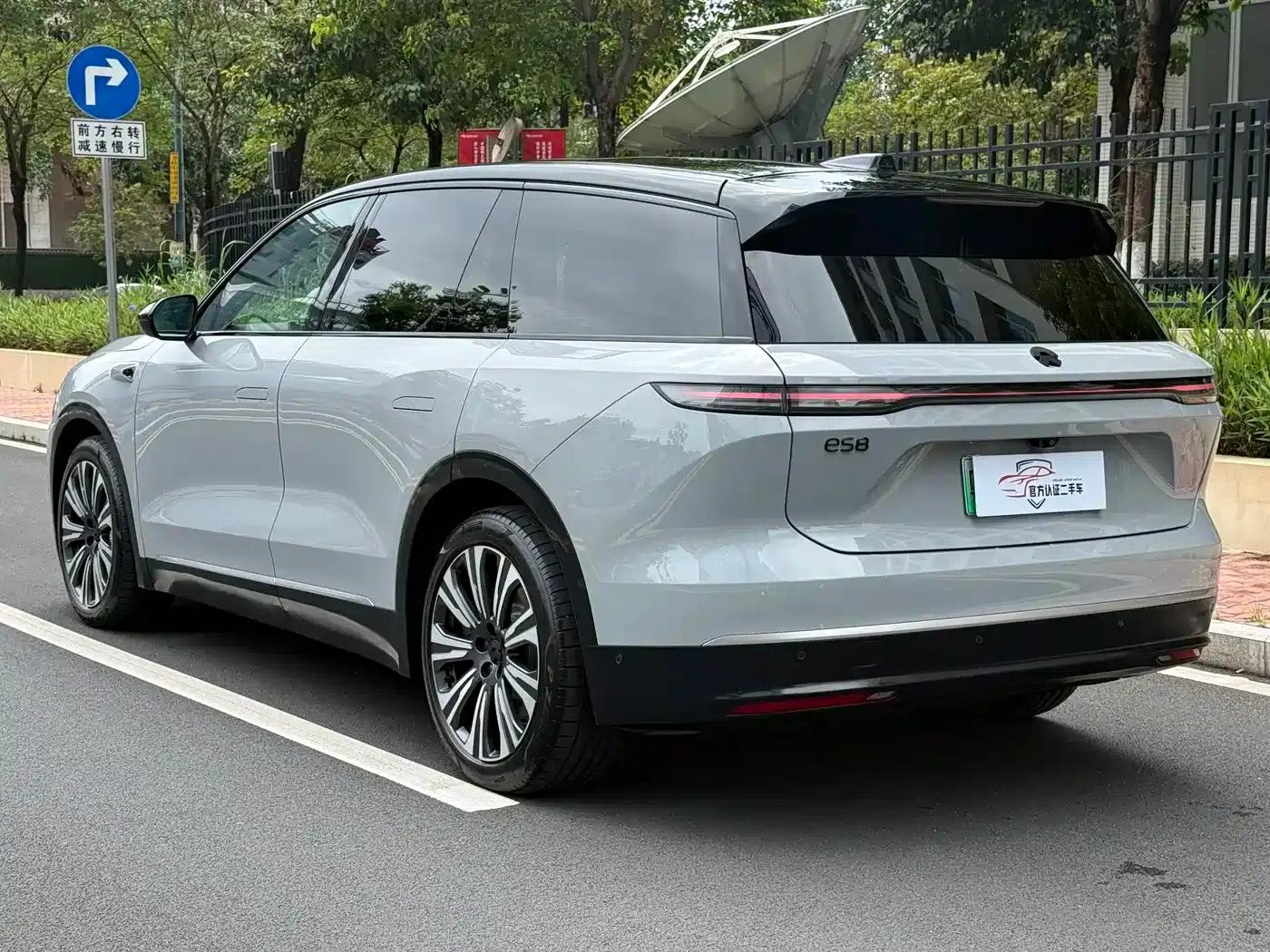 NIO ES8 2023 75kWh Executive Edition — миниатюра 6